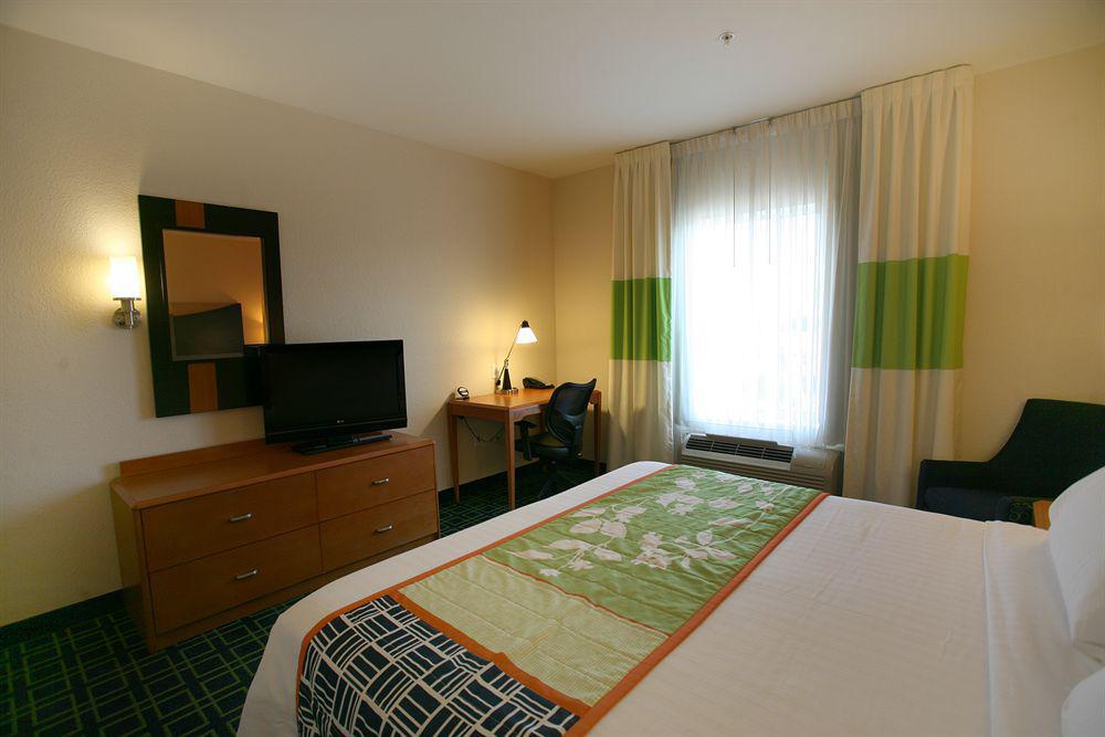 Fairfield Inn And Suites By Marriott Lakeland Plant City Eksteriør bilde
